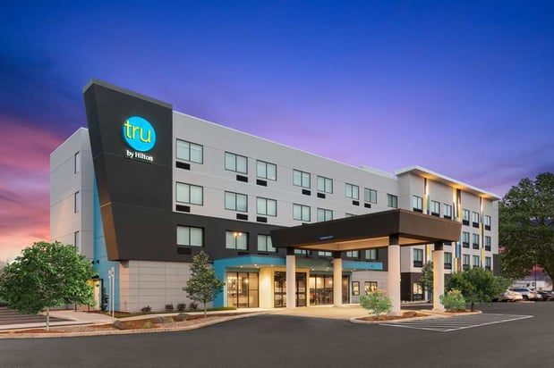 Images Tru by Hilton Portland Airport