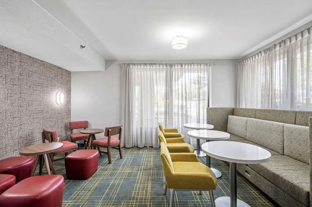 Images Hampton Inn Cleveland-Westlake