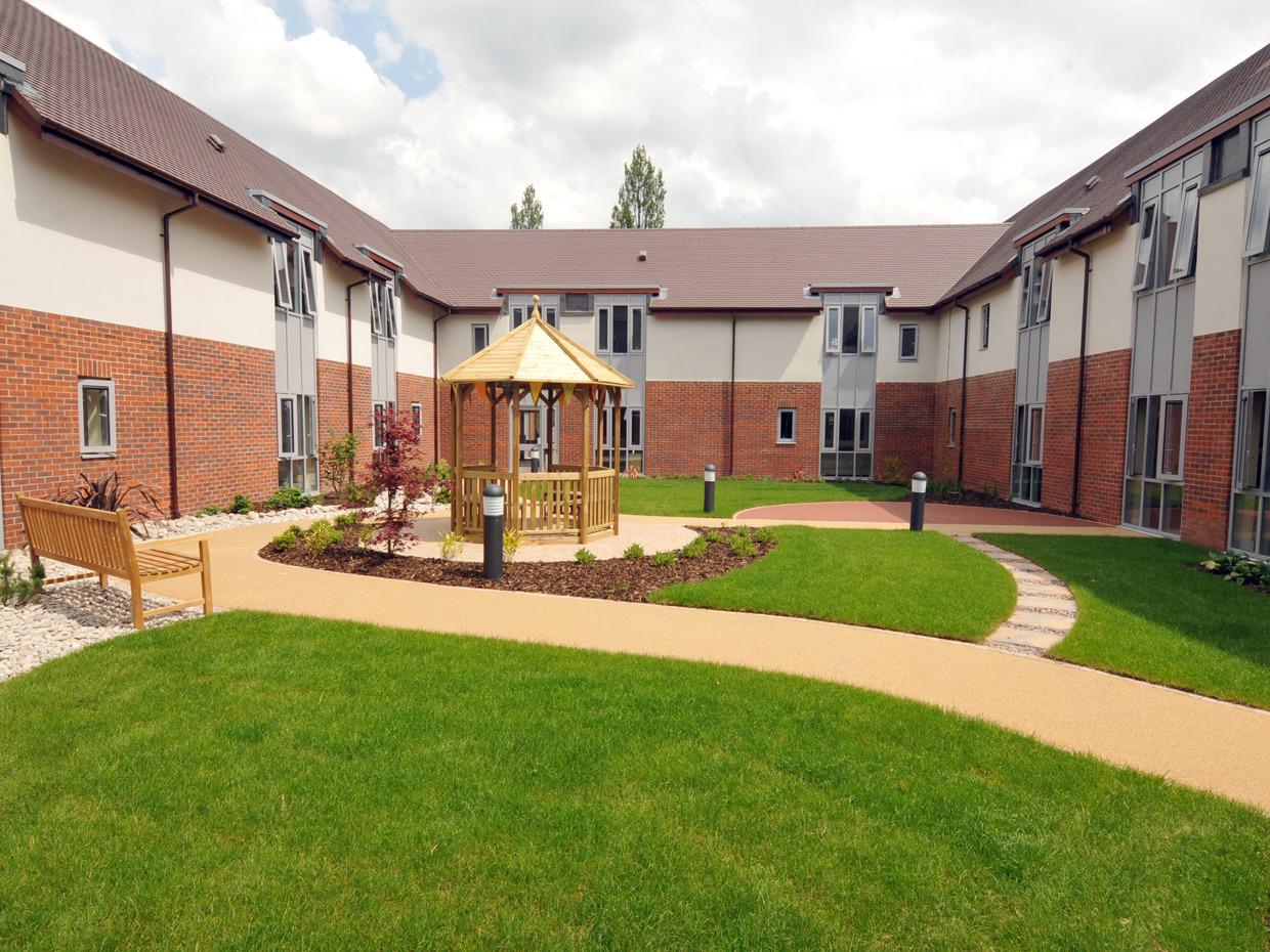 Images Barchester - Harper Fields Care Home