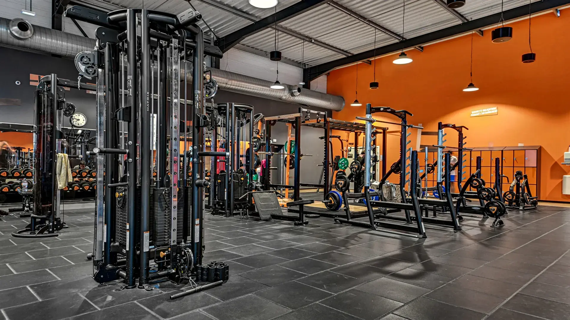 Images Basic-Fit 24/7