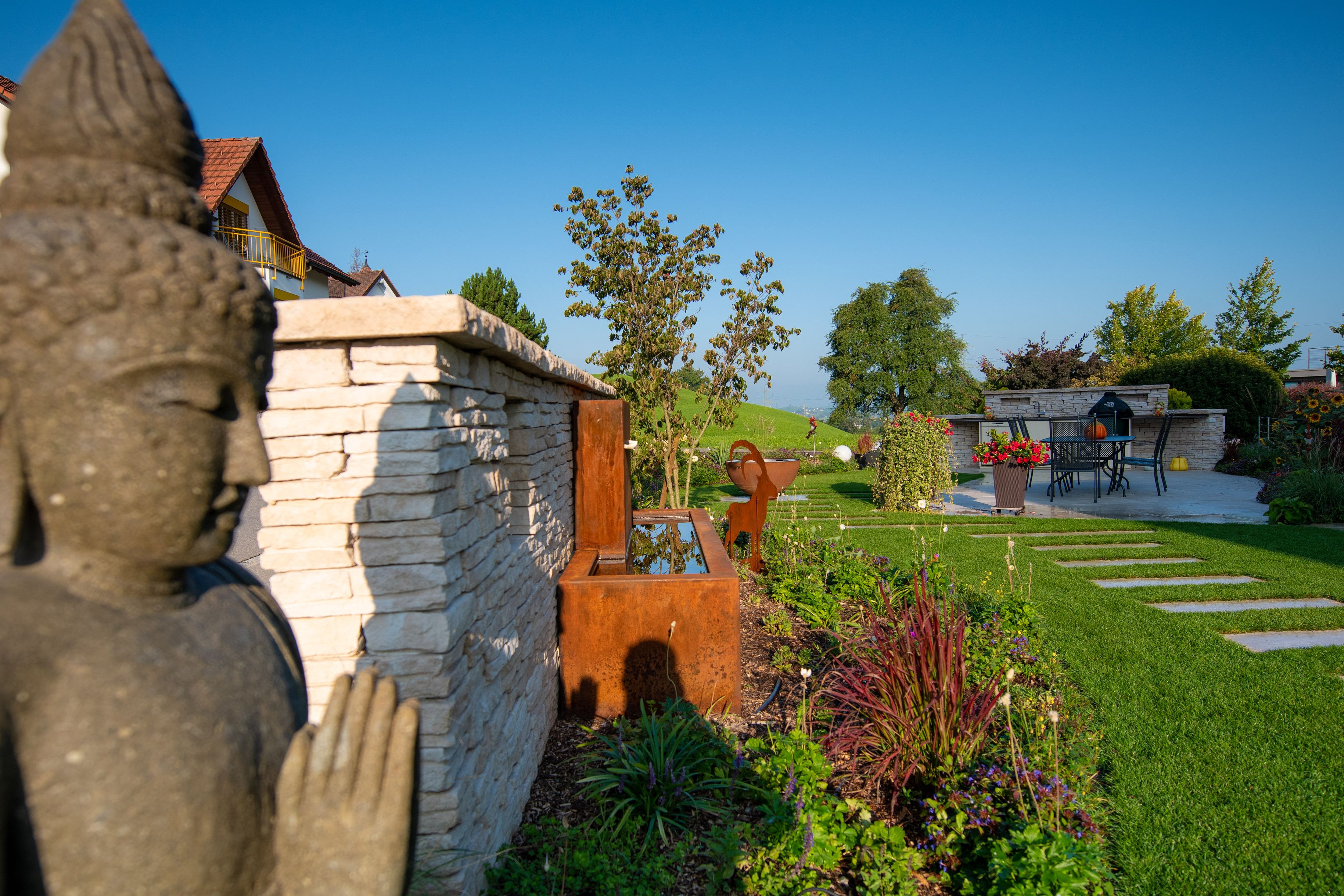 Bilder E.+R. Forrer Gartenbau AG