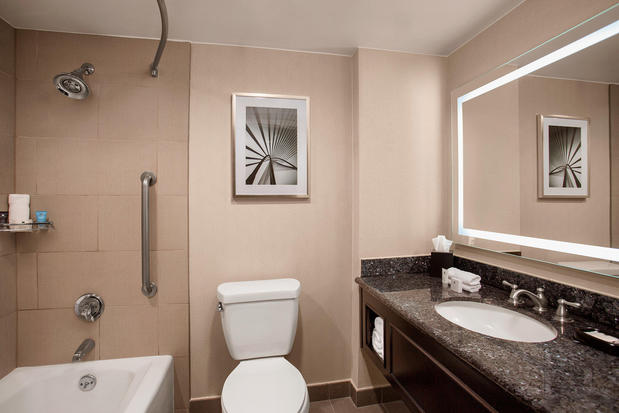 Images Crowne Plaza Los Angeles Harbor Hotel by IHG