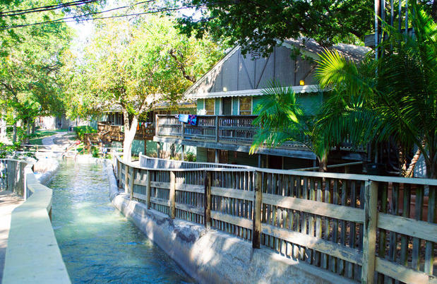Images The Resorts at Schlitterbahn