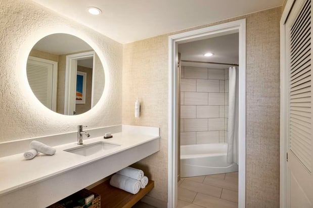 Images Embassy Suites by Hilton Deerfield Beach Resort & Spa