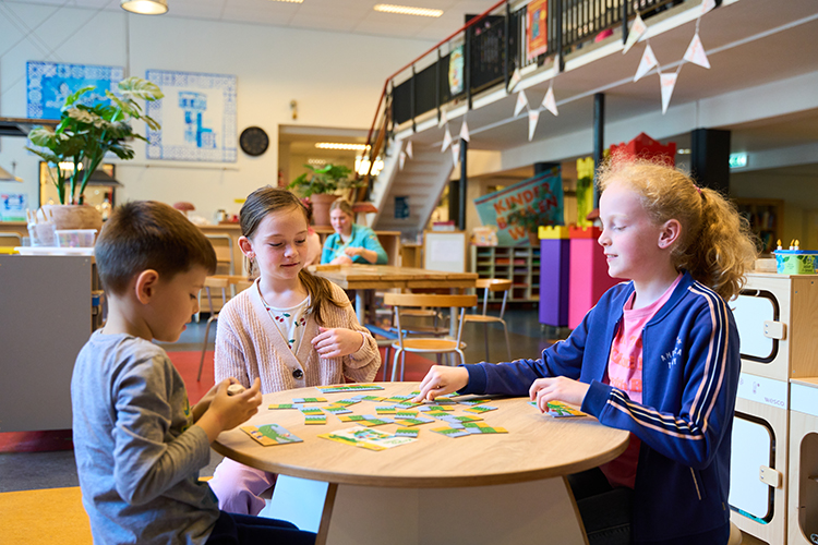 Foto's Humankind - BSO De Menkotoren