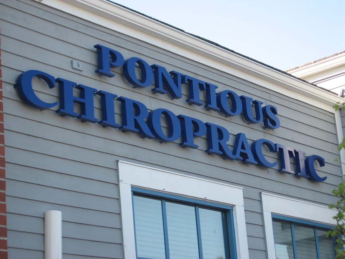 Pontious Chiropractic exterior sign.