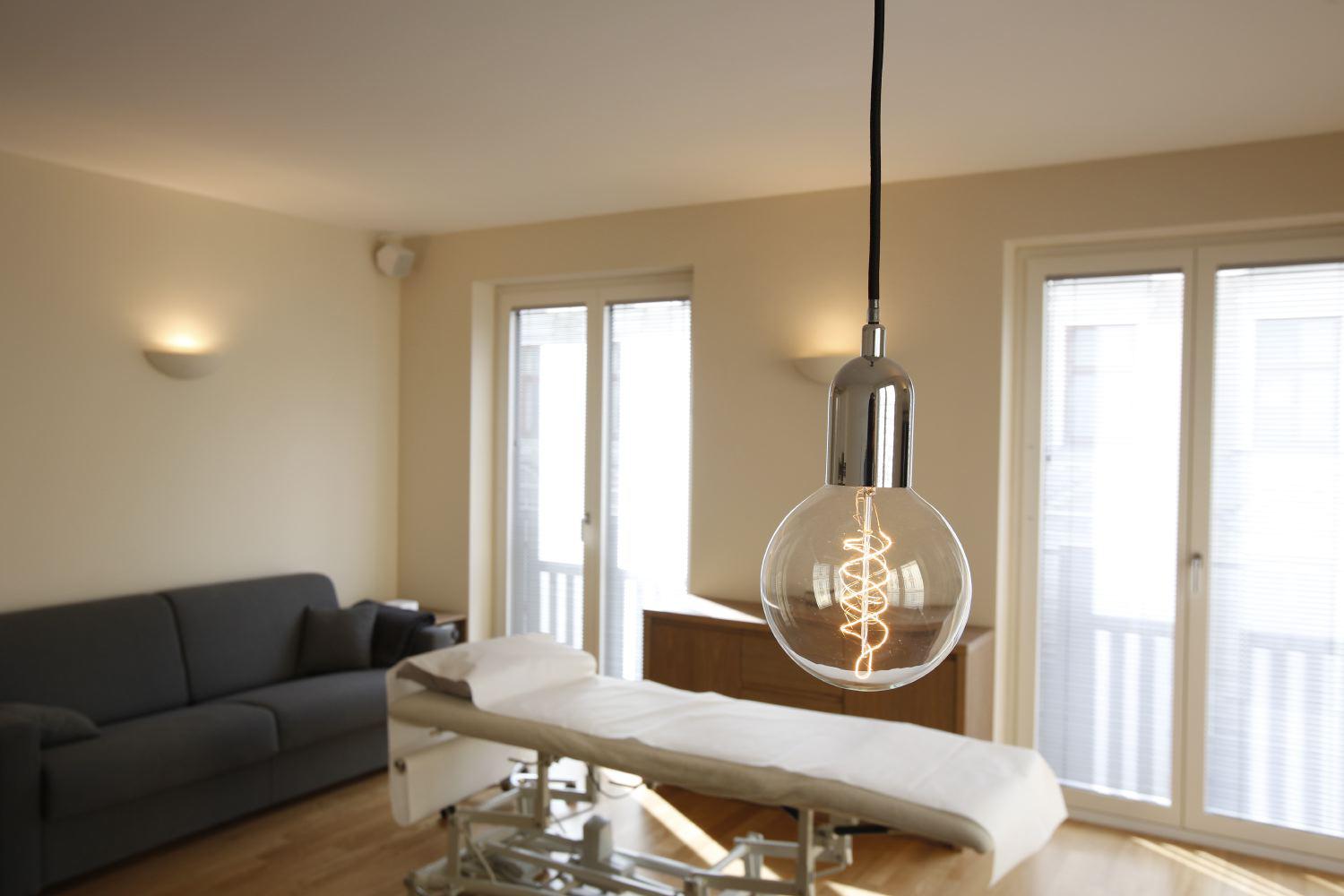 Dr. med. Schneider, MSc Osteopathie, Argentinierstraße 51/Top 9 in Wien