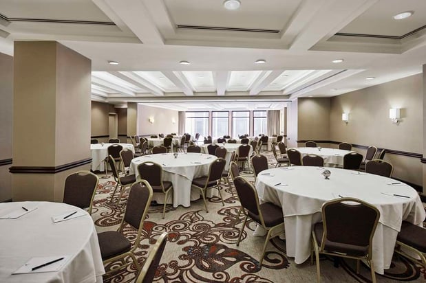 Images Embassy Suites by Hilton Alexandria Old Town