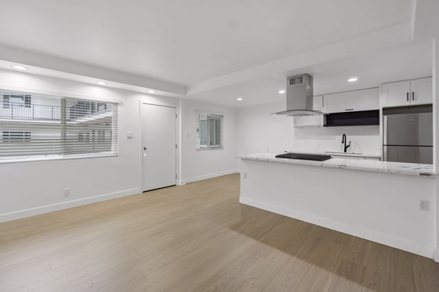 Images Torrance Gateway Apartments