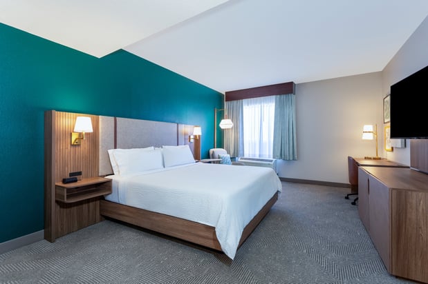 Images Holiday Inn & Suites Daytona Beach on the Ocean by IHG