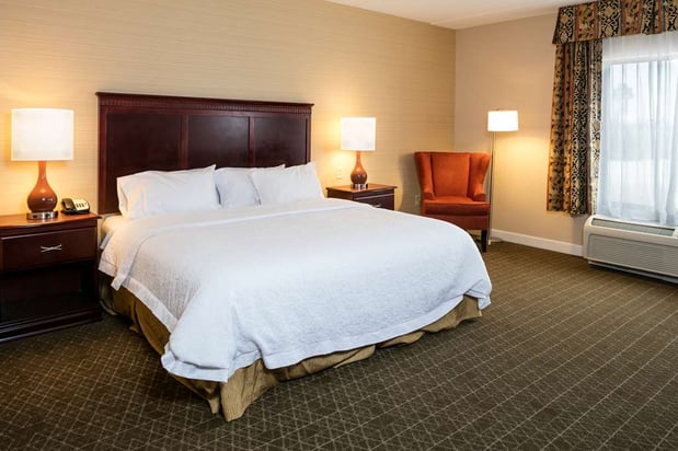 Images Hampton Inn & Suites Toledo-Perrysburg