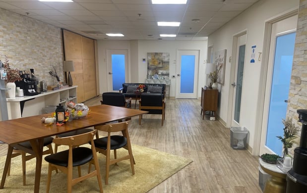 Images LifeStance Therapists & Psychiatrists Los Angeles