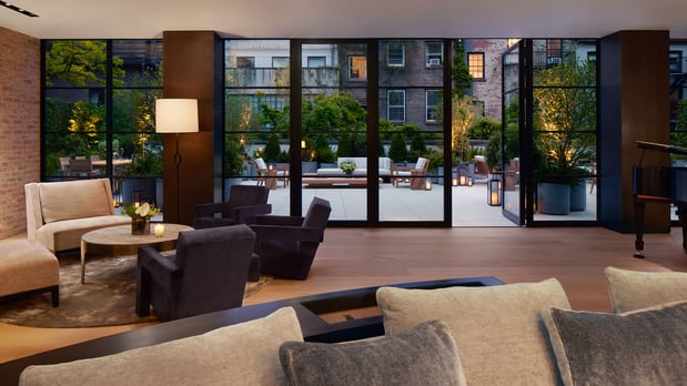 Images AP House New York