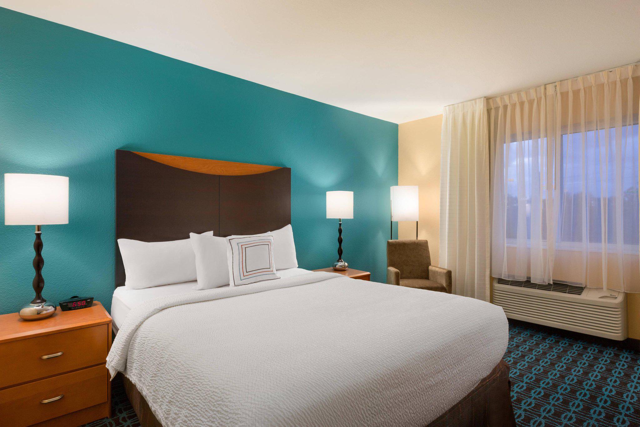 Fairfield Inn & Suites by Marriott Houston North/Cypress Station Photo