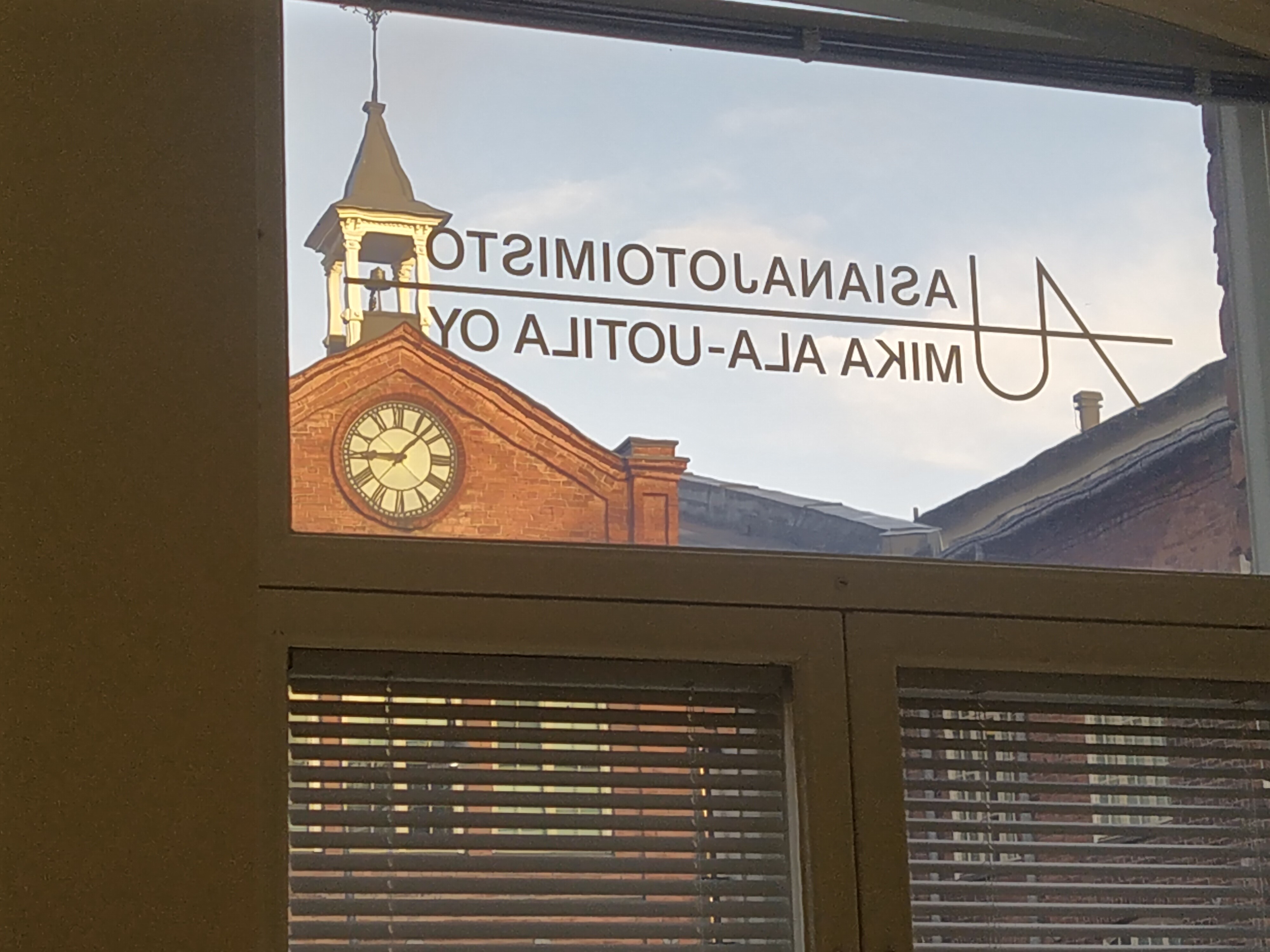 Images Asianajotoimisto Mika Ala-Uotila Oy