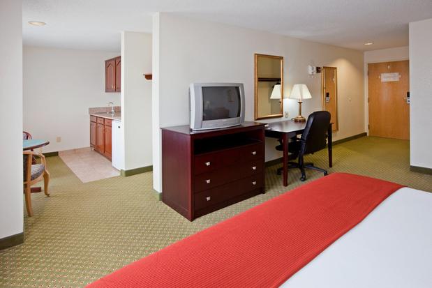 Images Holiday Inn Express Washington, an IHG Hotel