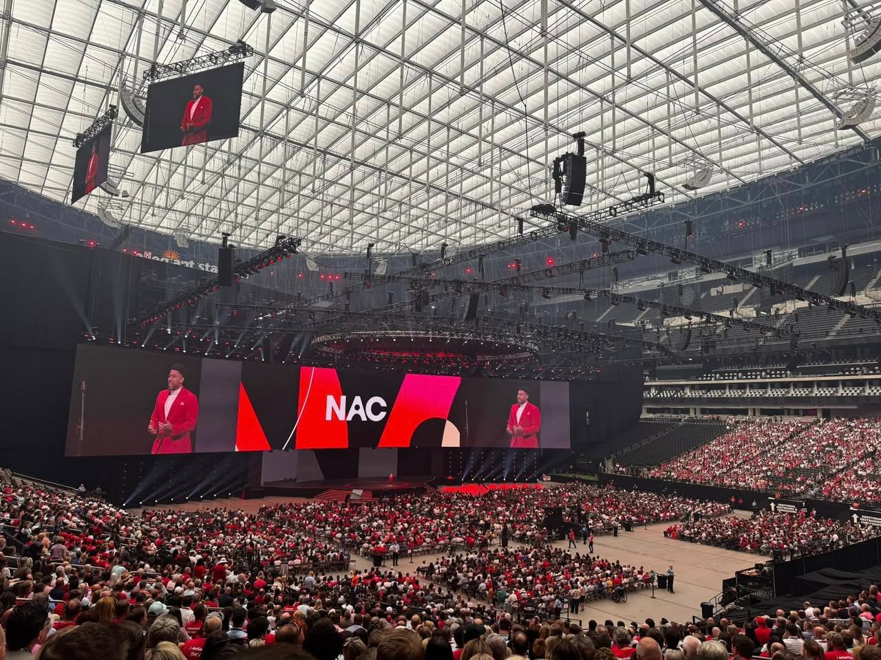 Felt inspired after the National Convention. Surrounded by driven people and fresh ideas reminded us how bright what lies ahead can be. Excited for what came next and continuing to serve our community with purpose!