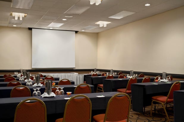 Images Holiday Inn Portland-Airport (I-205) by IHG