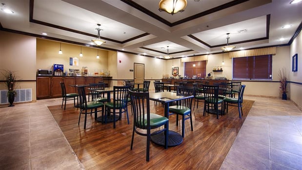 Images Best Western Plus Emory at Lake Fork Inn & Suites