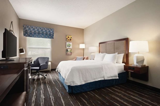 Images Hampton Inn & Suites Ft. Wayne-North