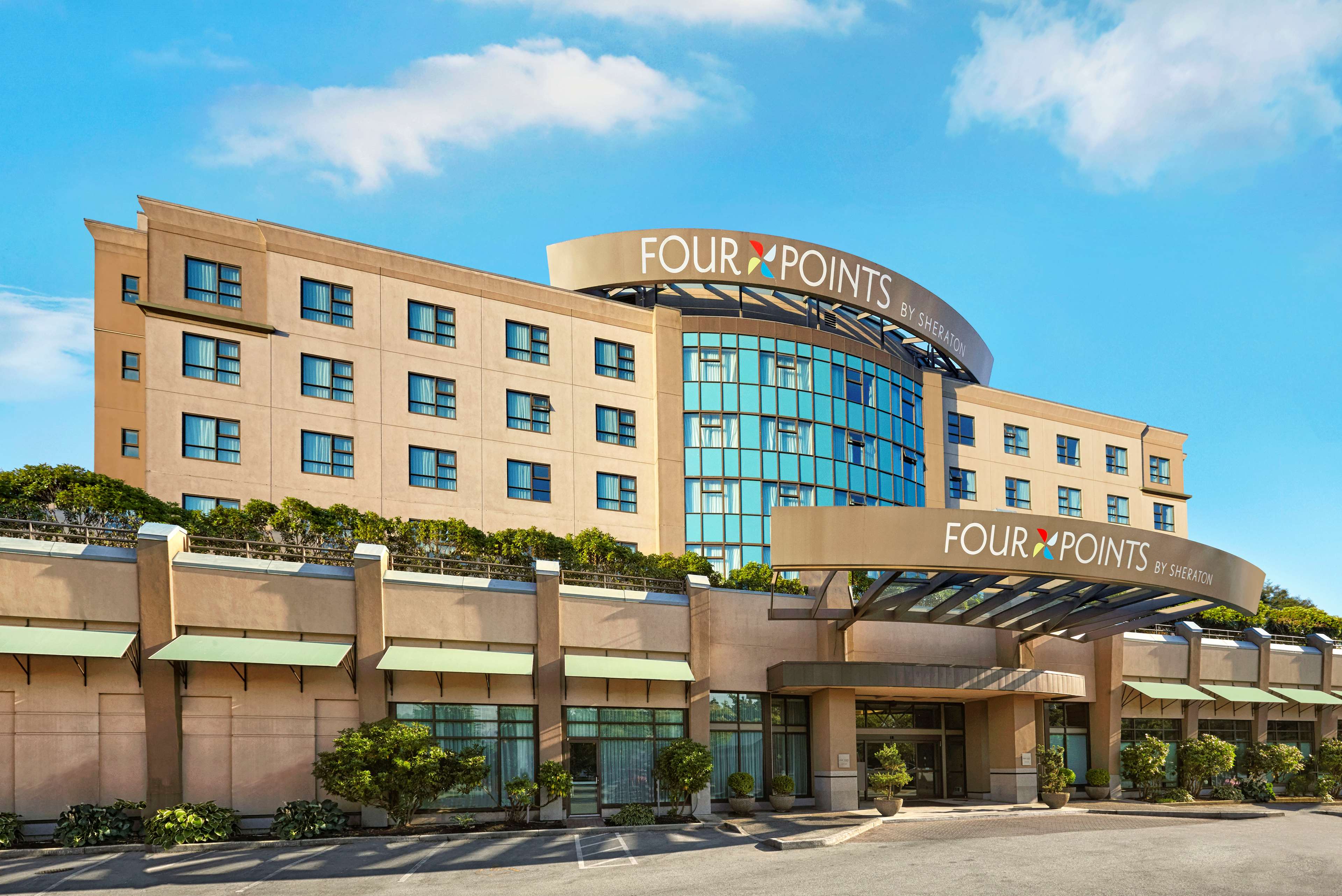 Hotel in BC Richmond V6X 4A6 Four Points by Sheraton Vancouver Airport 8368 Alexandra Road (604)214-0888