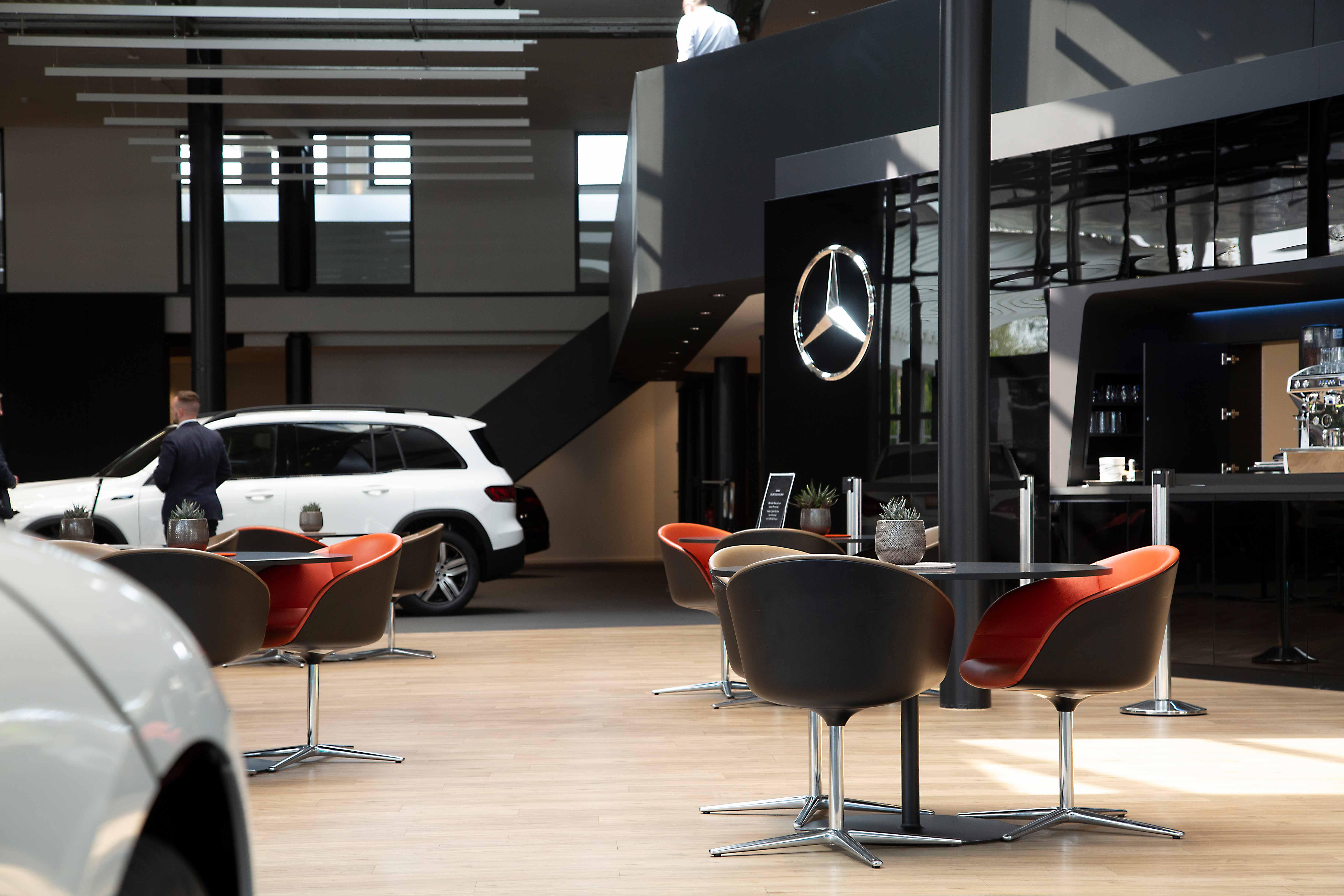 Bilder Mercedes-Benz BERESA Bielefeld