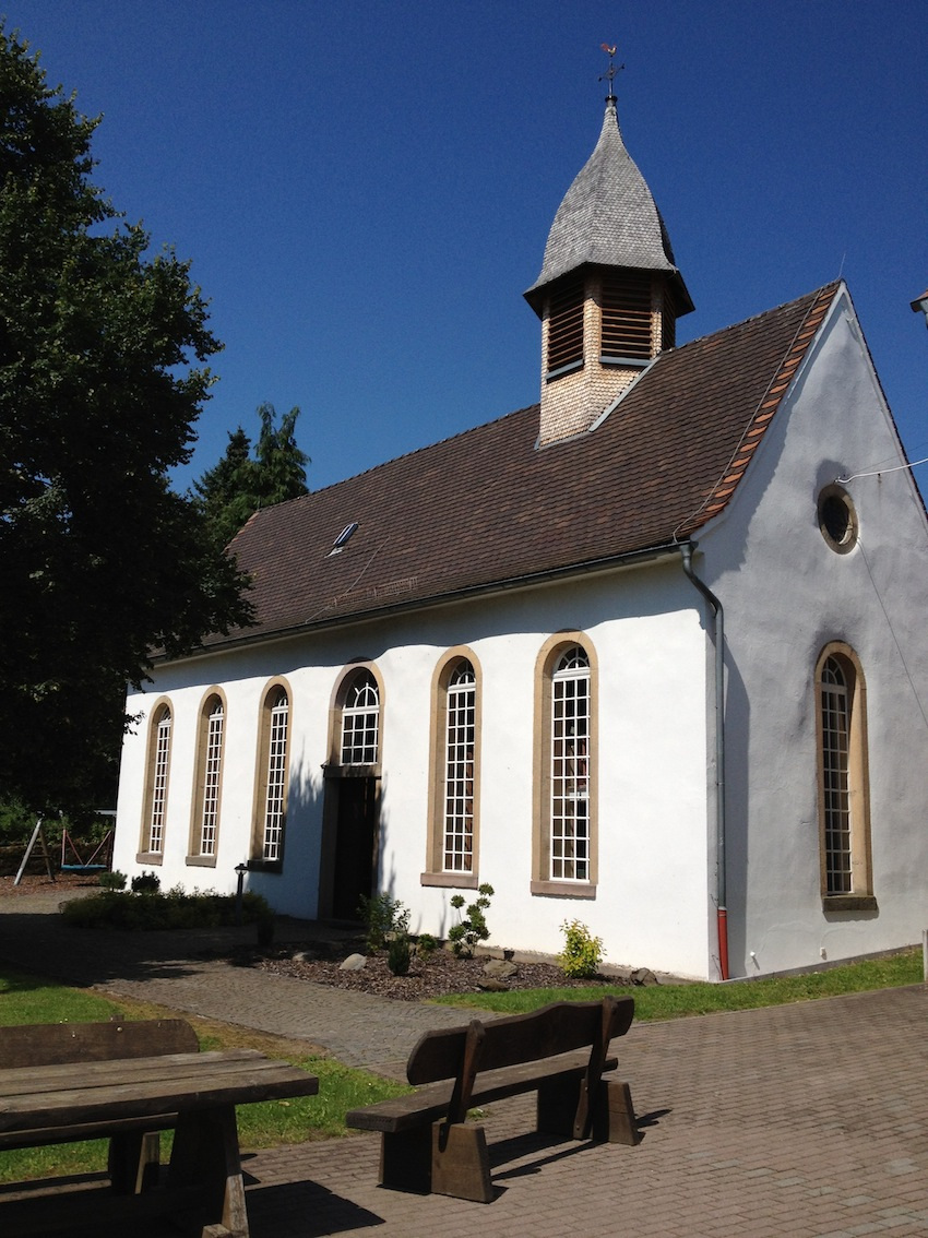 Bild 1 Evangelische Kirche Heisters - Evangelische Kirchengemeinde Nieder-Moos in Grebenhain