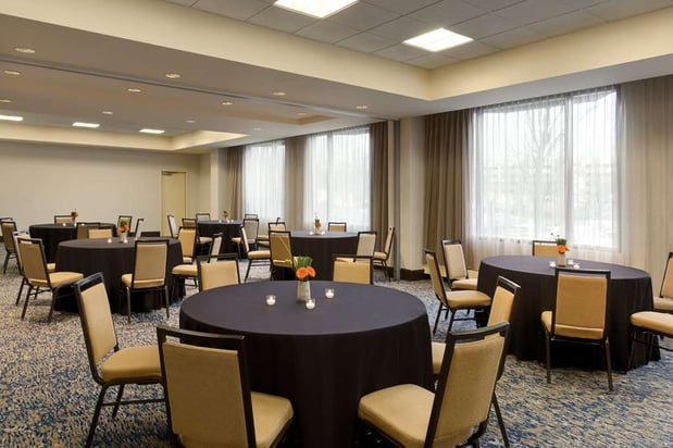 Images Embassy Suites by Hilton Boston Waltham
