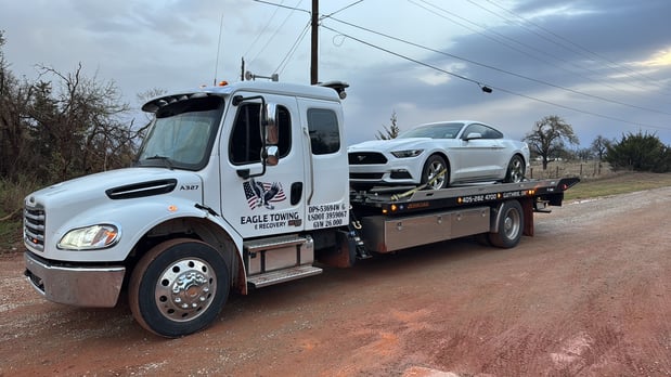 Images Eagle Towing & Recovery