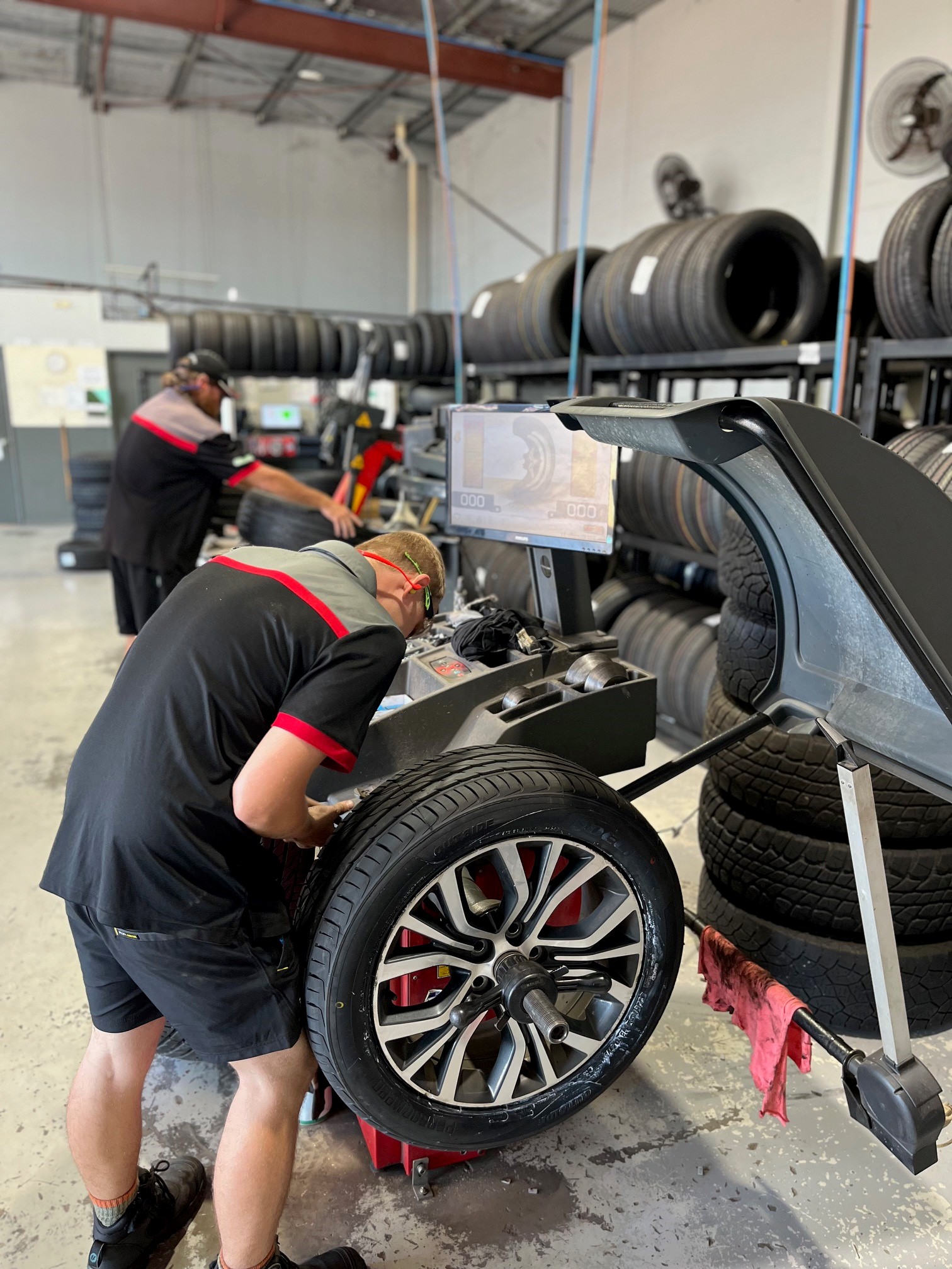 Images Bridgestone Select Tyre & Auto Hervey Bay