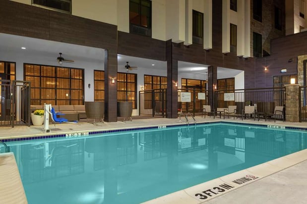Images Hilton Garden Inn Waco