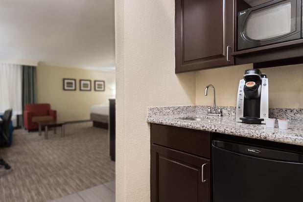 Images Holiday Inn Express & Suites Ft. Lauderdale-Plantation by IHG