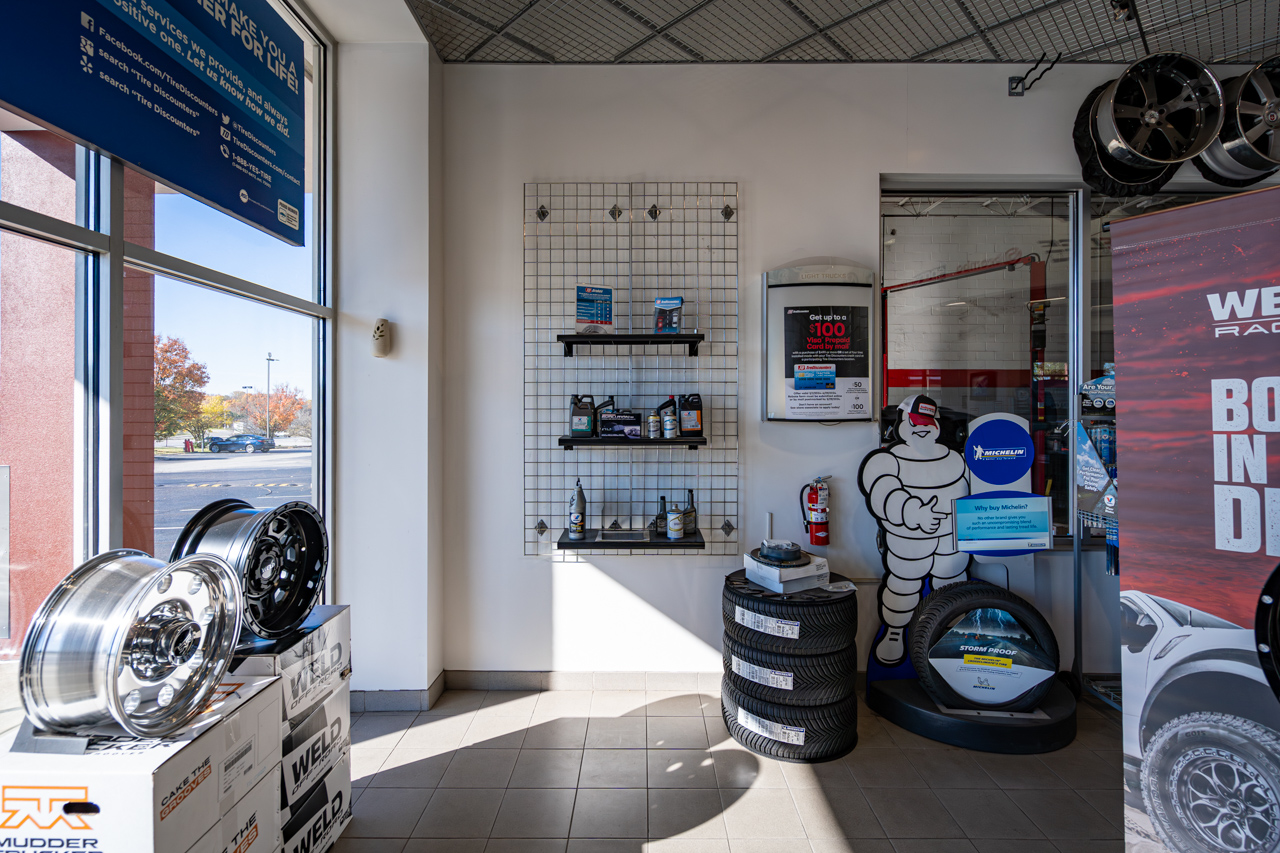 Tire Discounters TD Performance | Tires, Wheels, Services, Fluids, & more