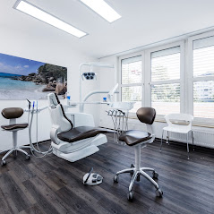Kundenbild groß 4 FineDent - Zahnarzt Dr. Robert Berdik in Düsseldorf
