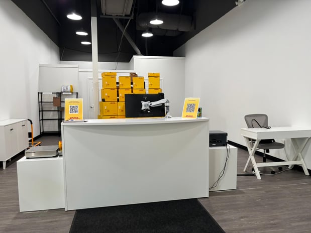 Images DHL Express Service Point