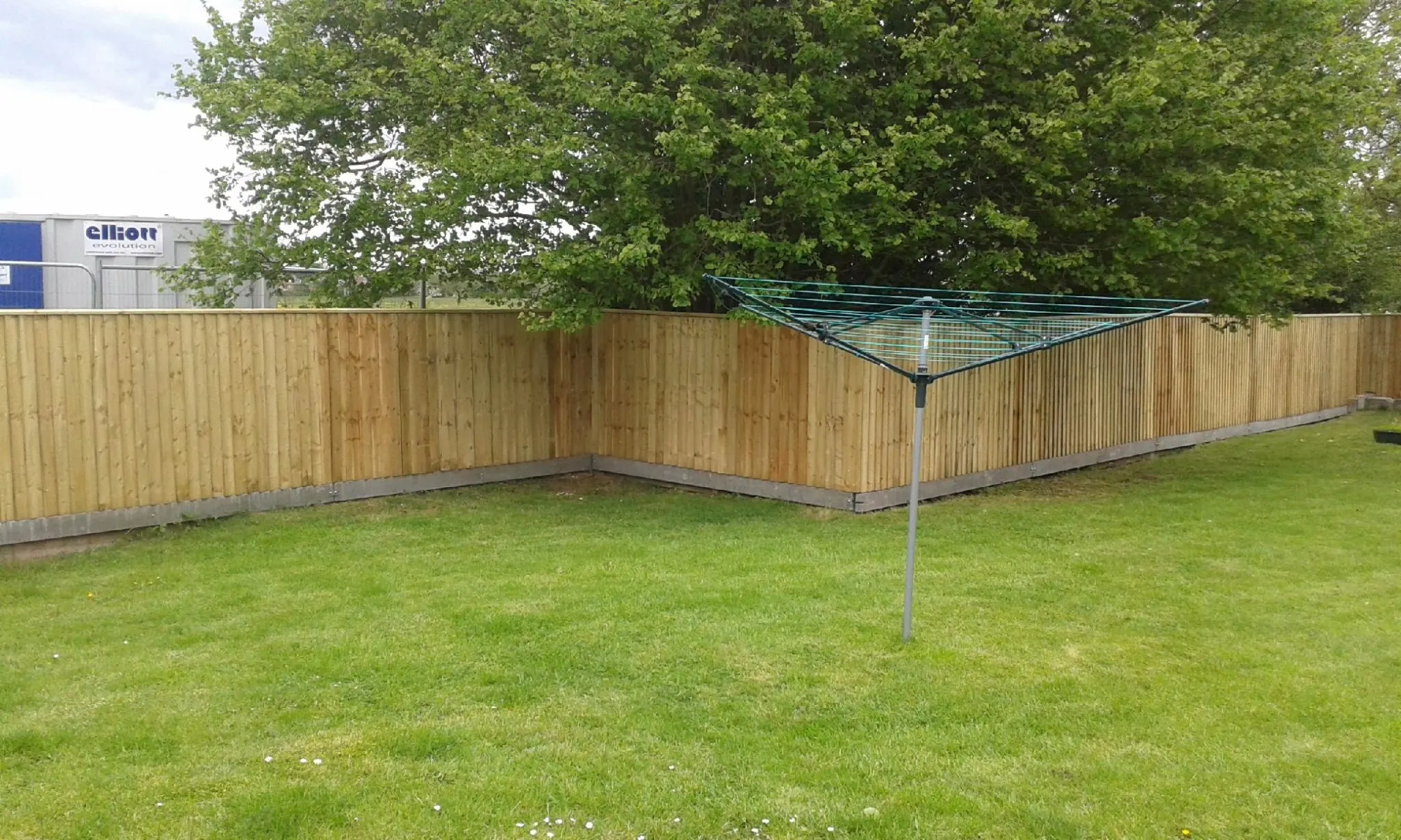 Images Milan Fencing & Landscaping