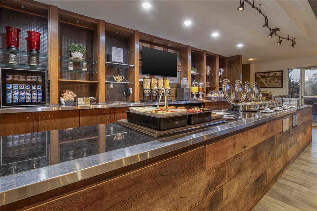 Images Best Western Plus Chocolate Lake Hotel