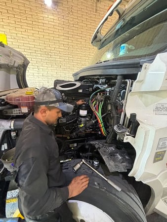 Images Dallas Super Truck Wash & Lube