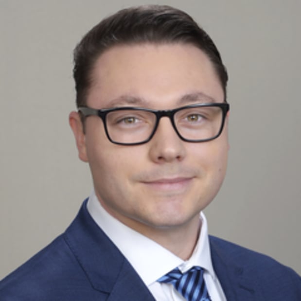 Images Edward Jones - Financial Advisor: Devon Roig