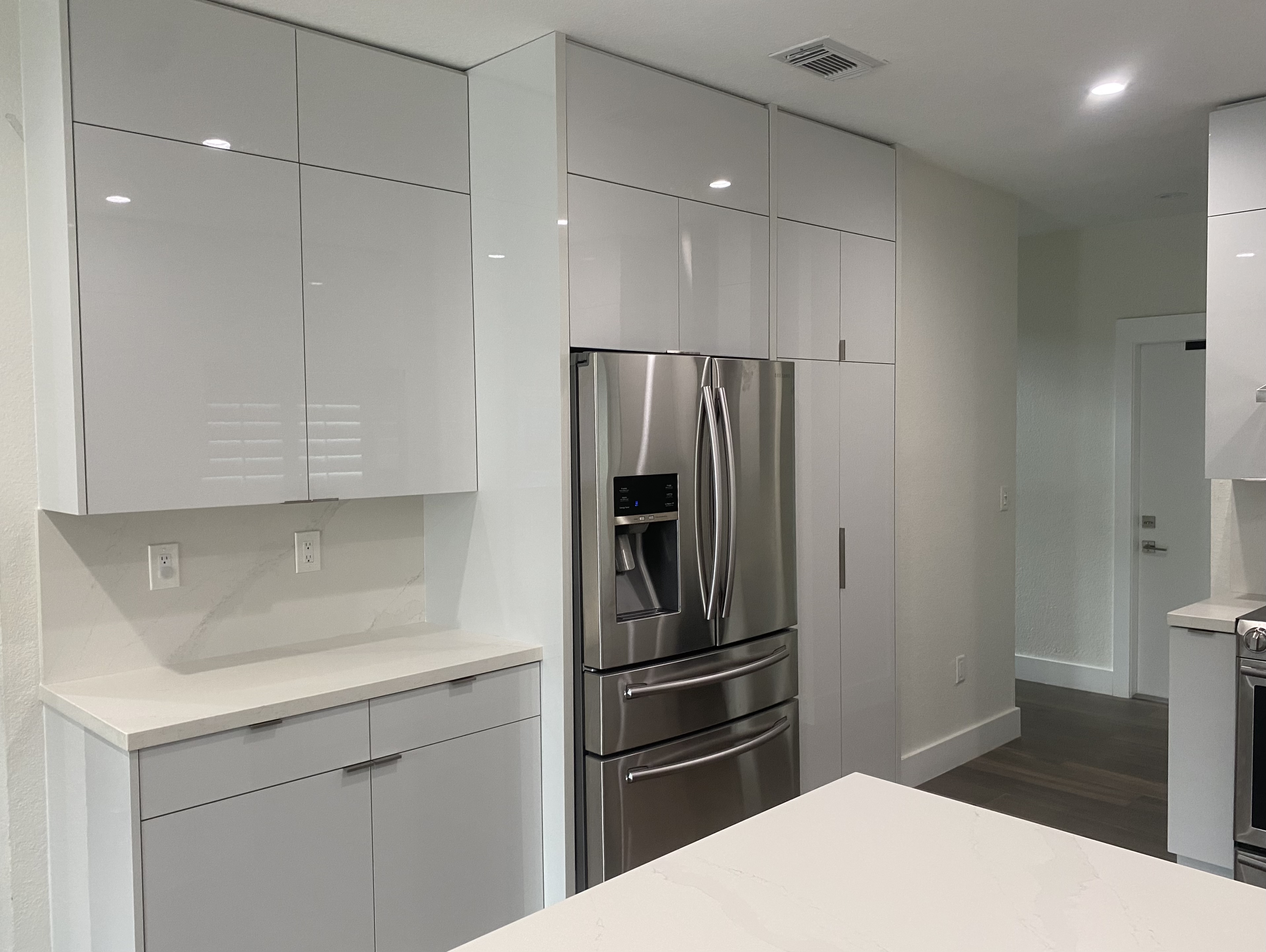 Custom Kitchen Cabinetry 