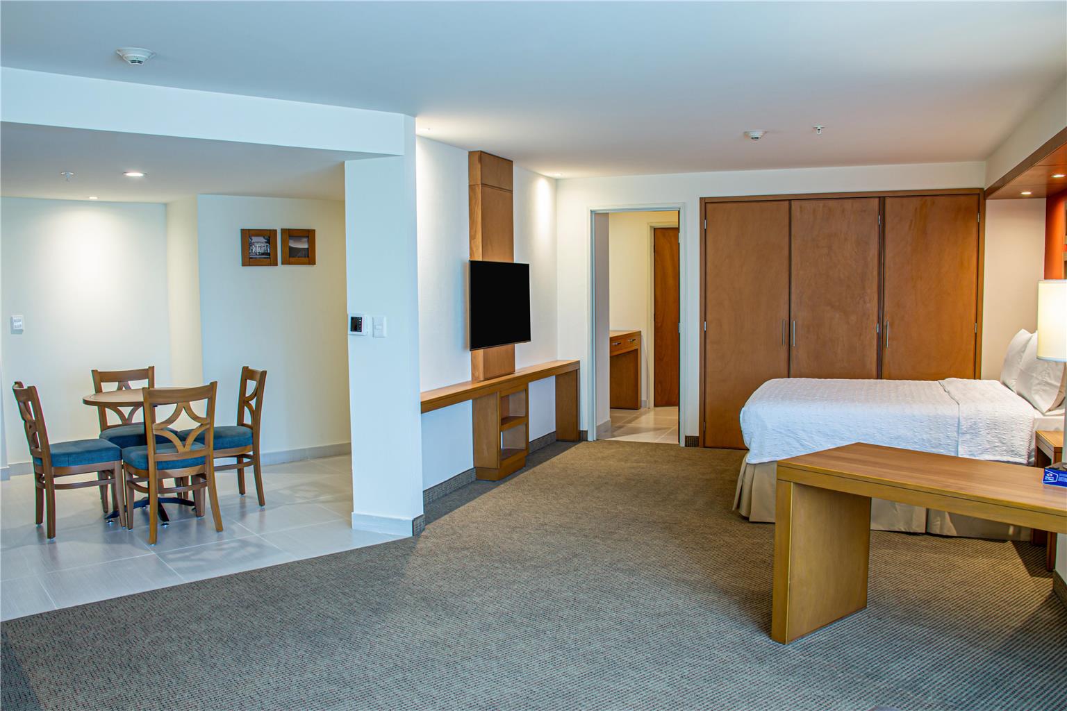 Images Hampton Inn by Hilton Guadalajara/Expo