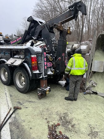 Images Town Line Towing & Recovery
