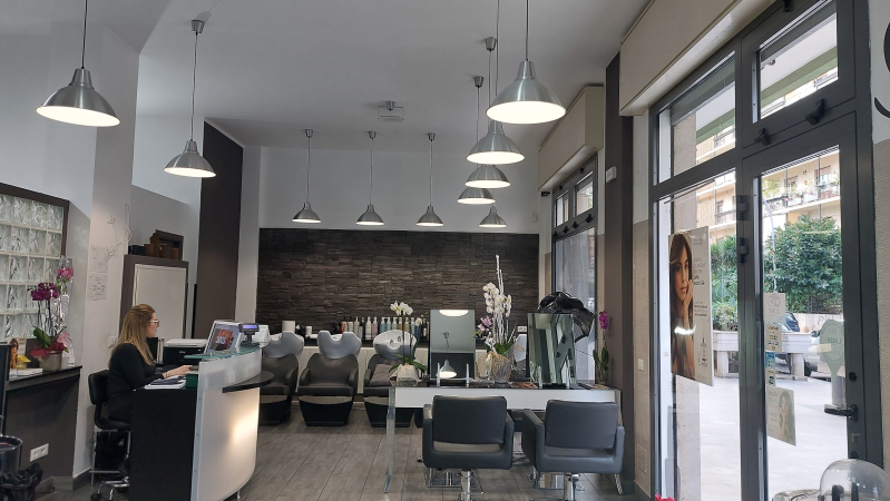 Images The Phoenix Hair & Beauty di Roberta Burgio