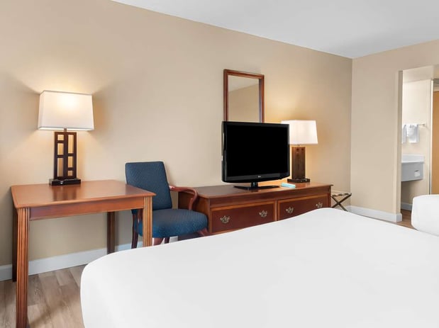 Images Best Western Potomac Mills