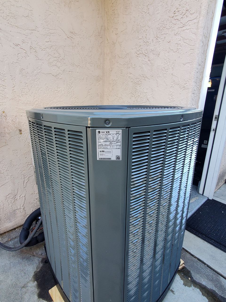 Omega Cooling and heating offers HVAC services to residential and commercial clients in San Diego California.