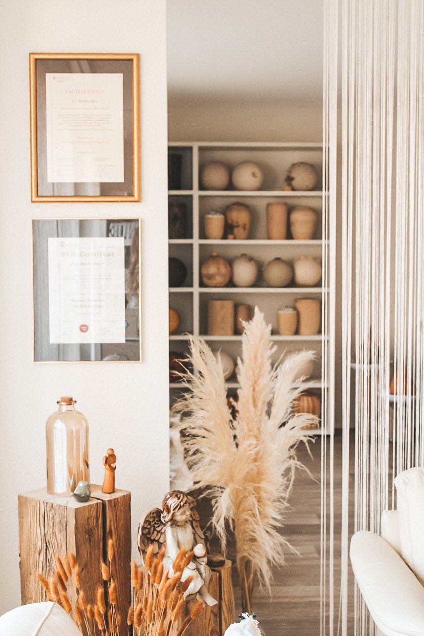 Bilder leben - begleiten - bestatten - Liselotte Werthmüller