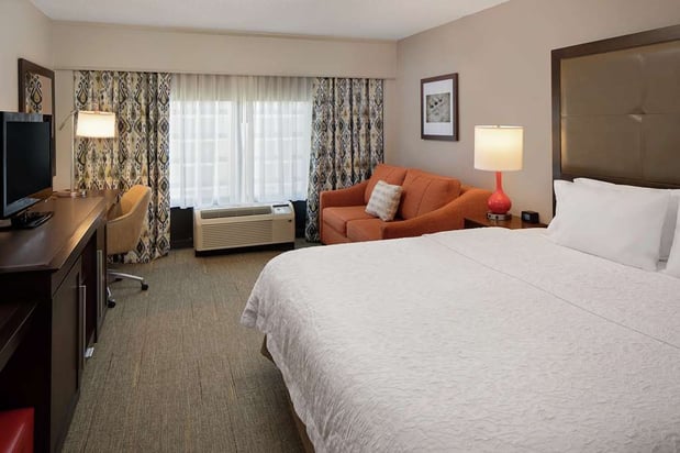 Images Hampton Inn Louisville Downtown