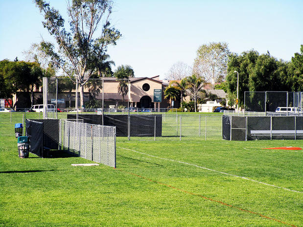 Images Fence Factory Rentals - Fresno