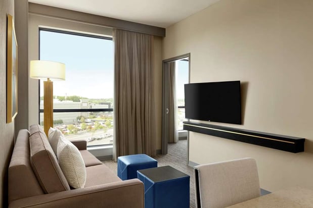 Images Embassy Suites by Hilton Syracuse Destiny USA