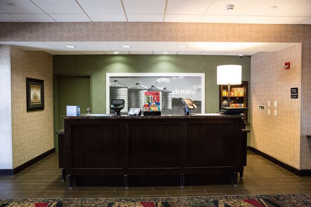 Images Hampton Inn & Suites Bismarck Northwest